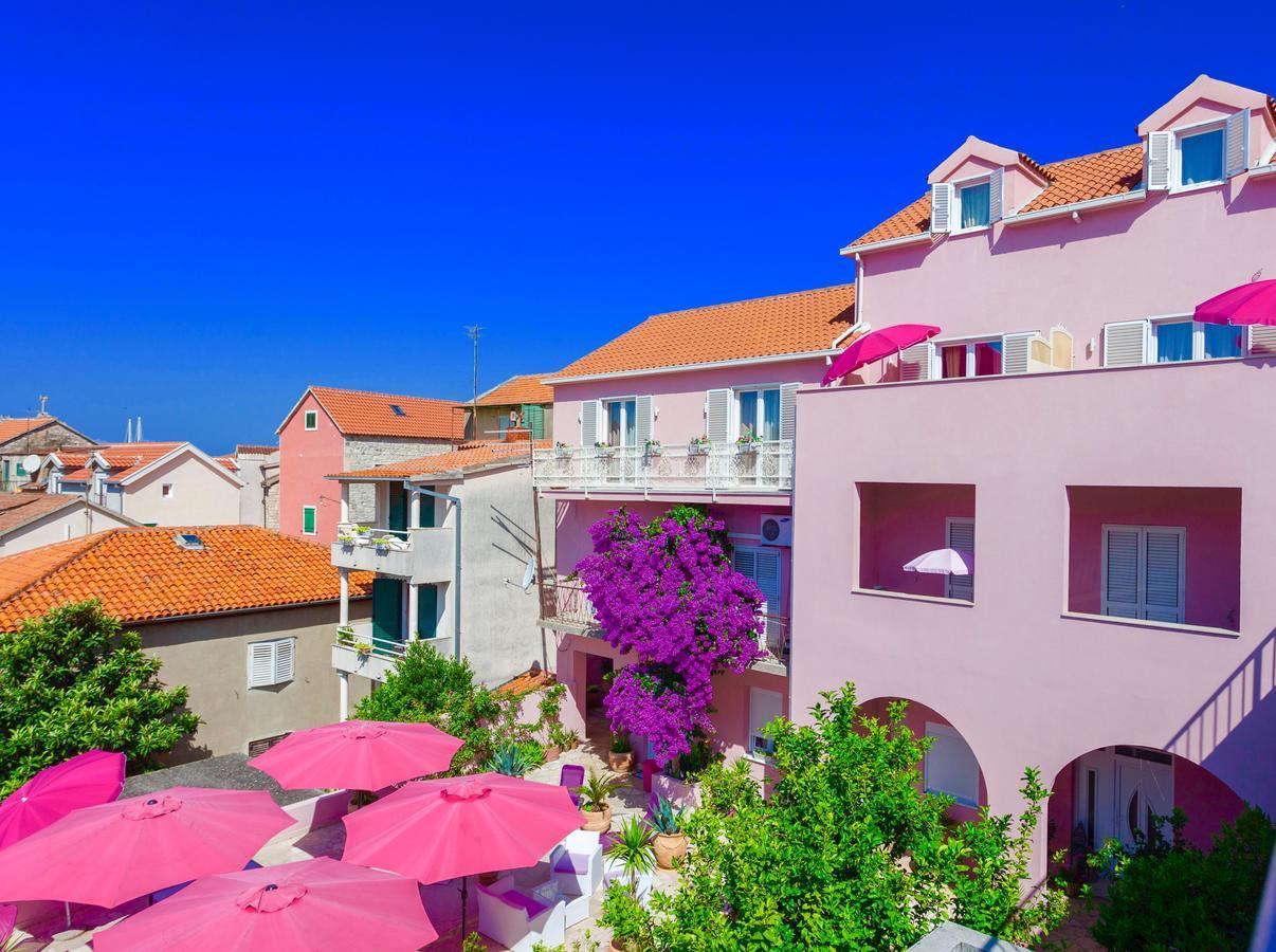 Luxury Marhella & Jakov Makarska